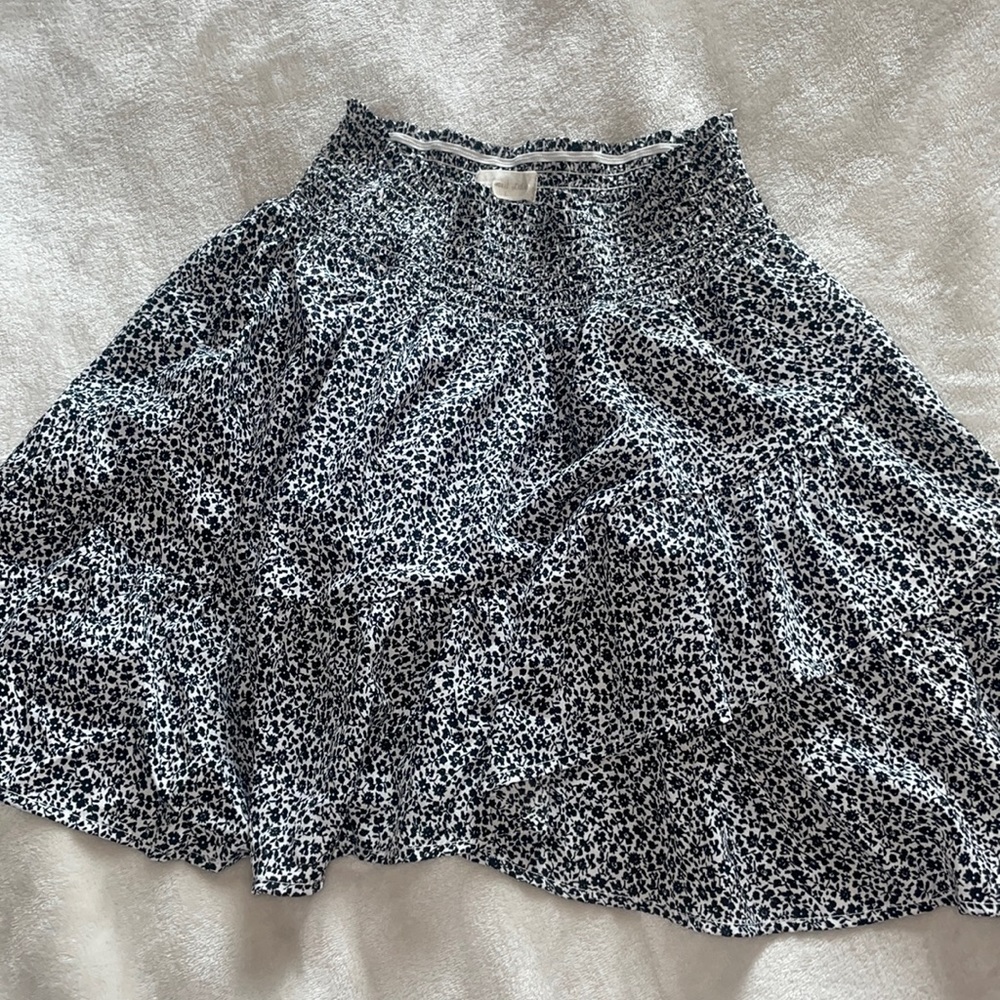 Altar’d State skirt Size L